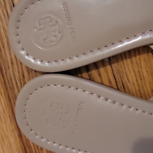 Torry Burch Miller Sandals. - Picture 9 of 17